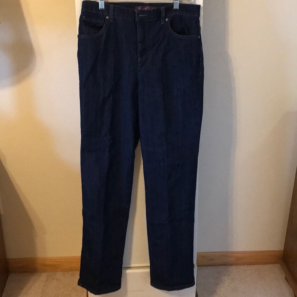 Gloria Vanderbilt jeans